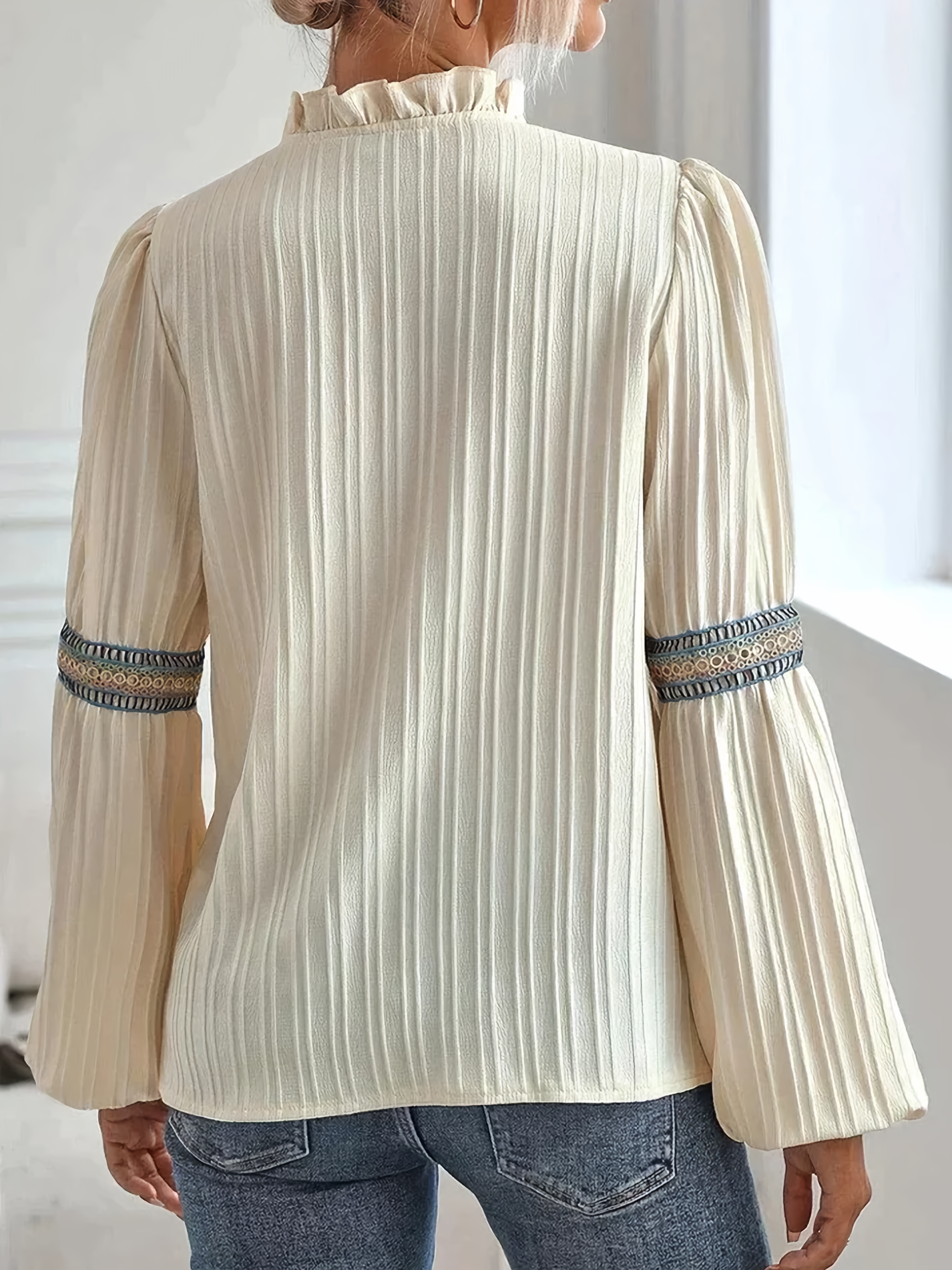 Amara | Blouse Élégante en Dentelle au Style Polyvalent