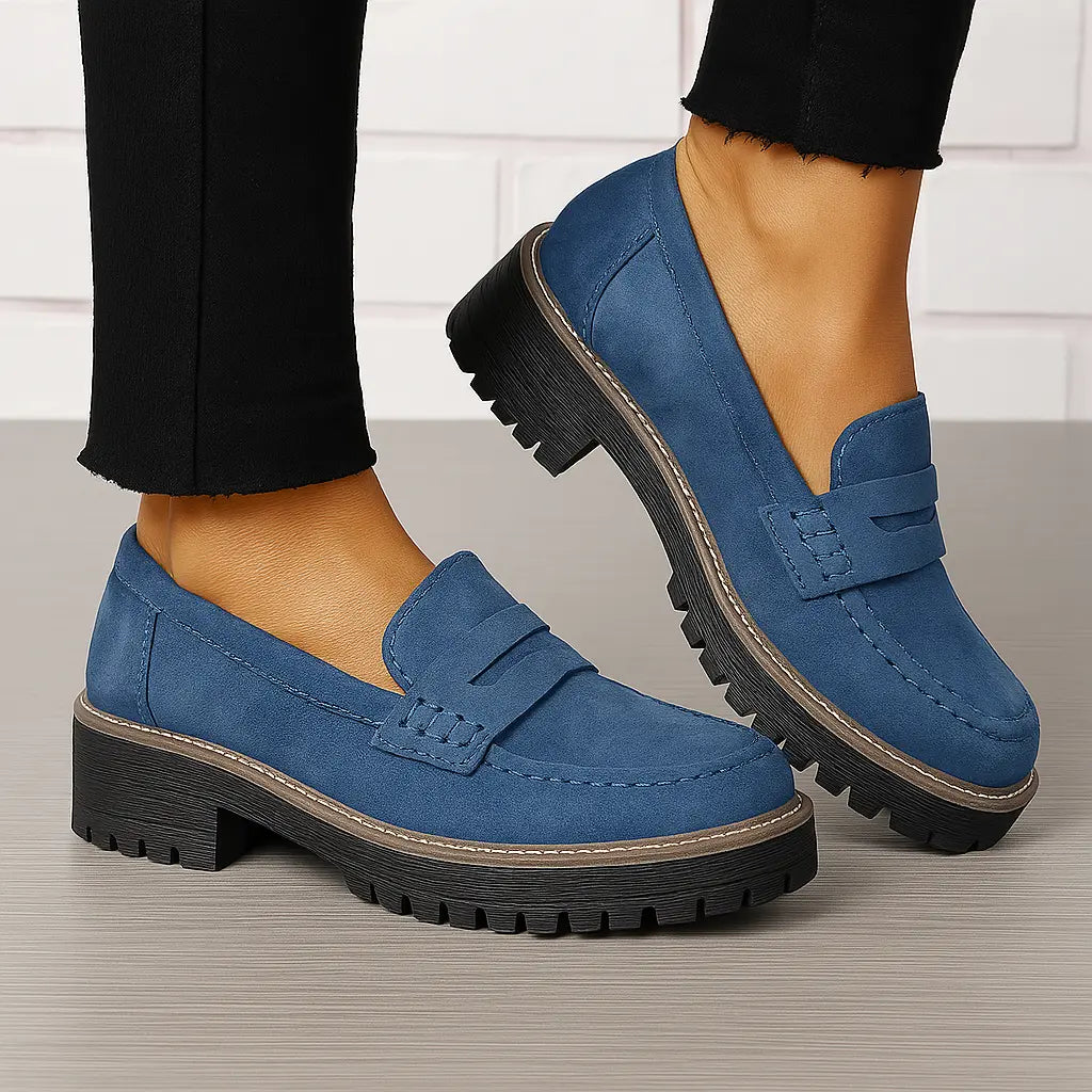 Nadia | Mocassins Intemporels En Daim