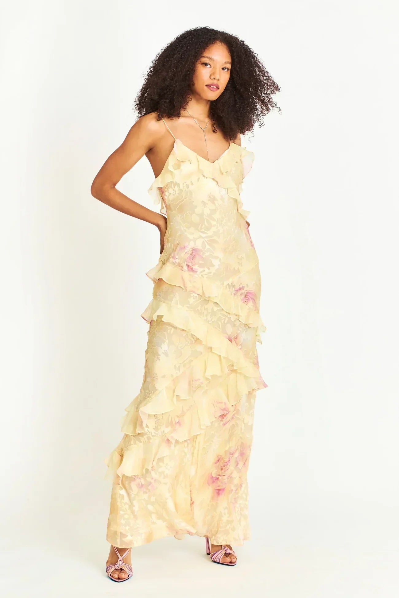 Clara | Robe Longue Romantique À Volants Pour Occasions Élégantes