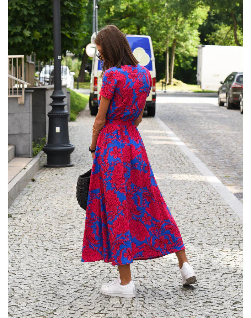 Suzanne | Robe élégante à col en V