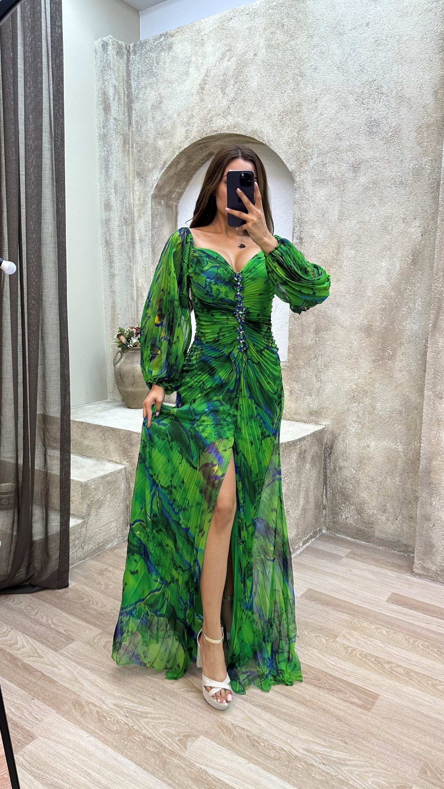 Giana | Robe De Mariée Élégante À Décolleté En V