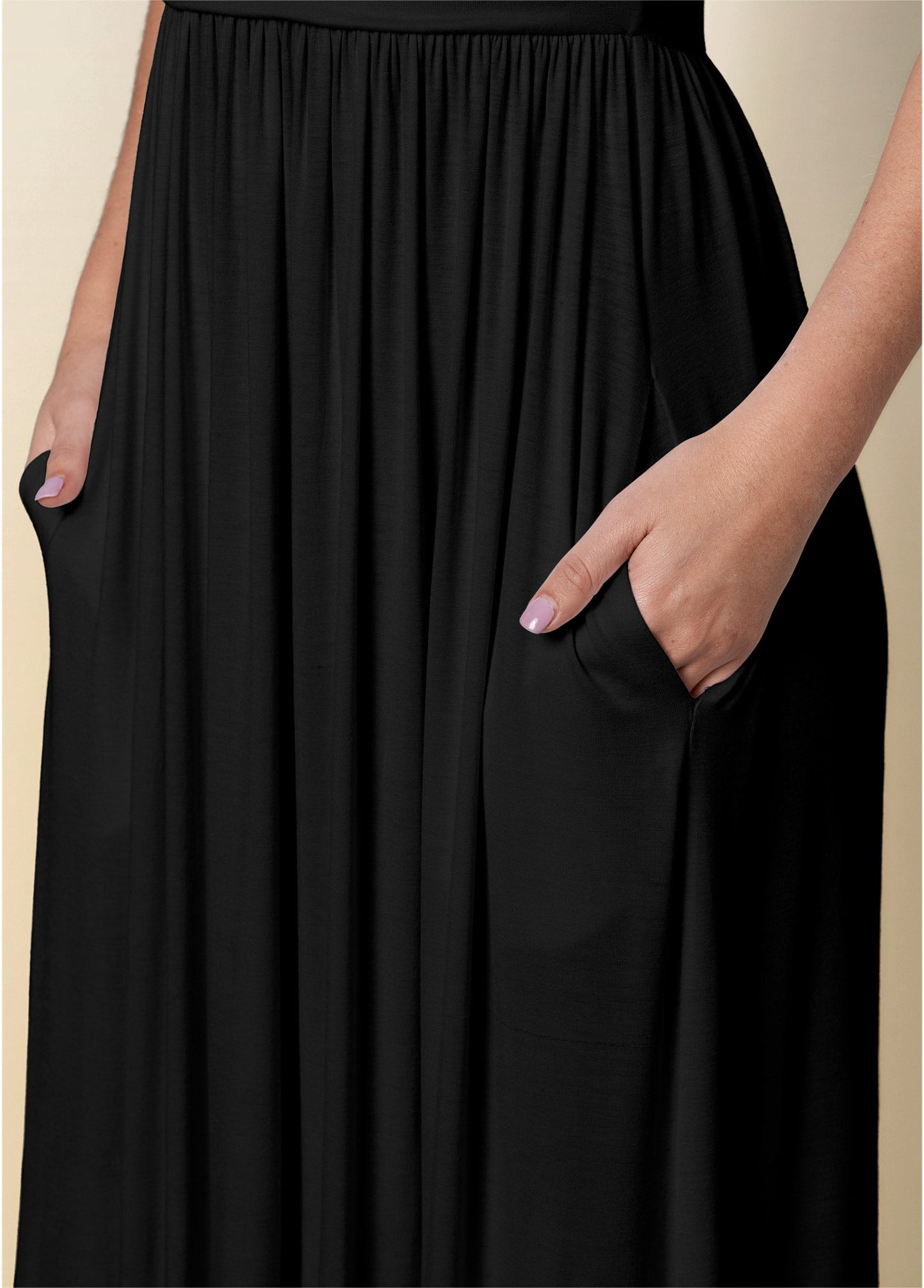 Maxi Dress With Pockets - Black