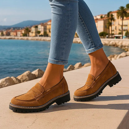 Nadia | Mocassins Intemporels En Daim