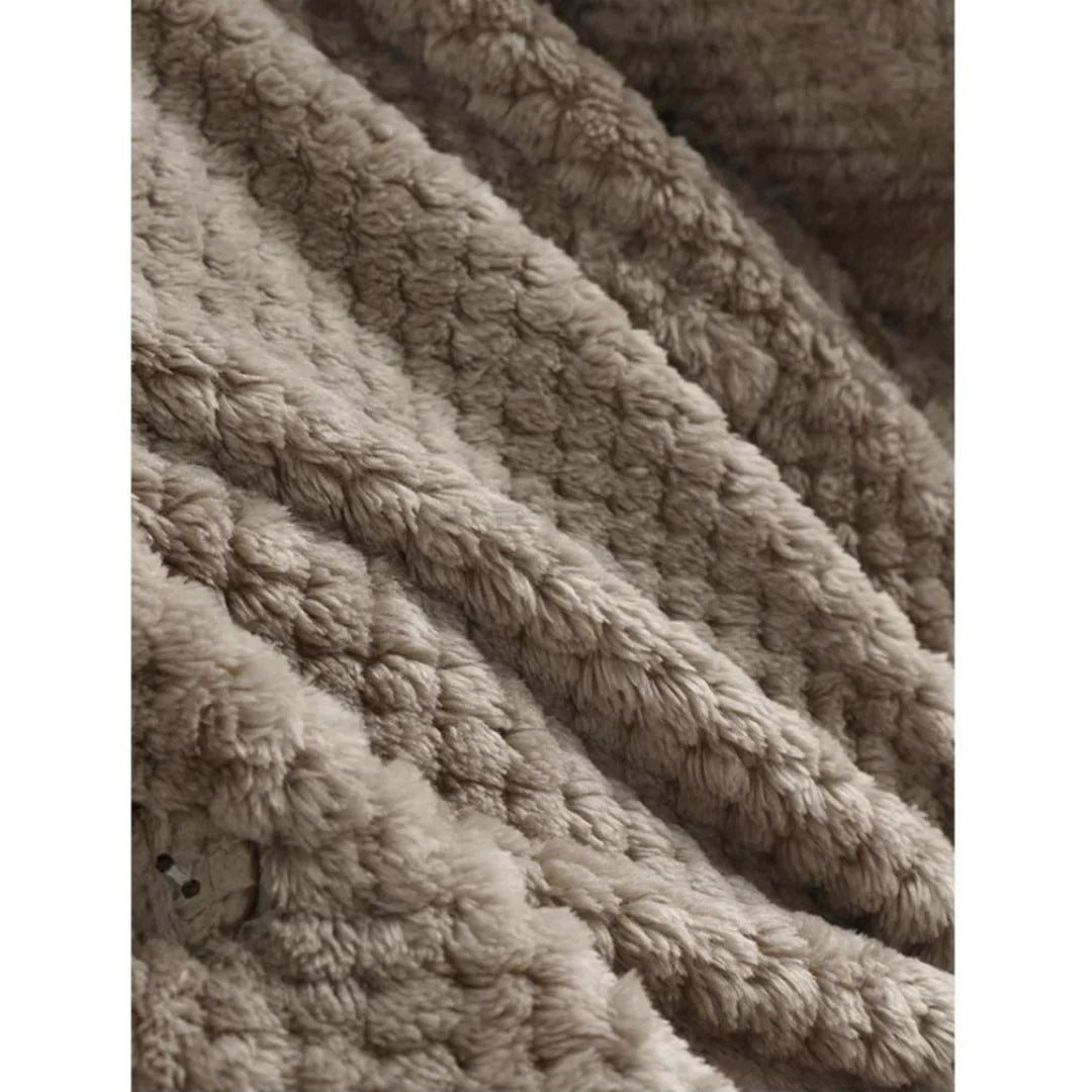 Beth | Manteau Côtelé Douillet Avec Capuche