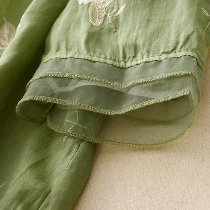Isla | Blouse Brodée Légère
