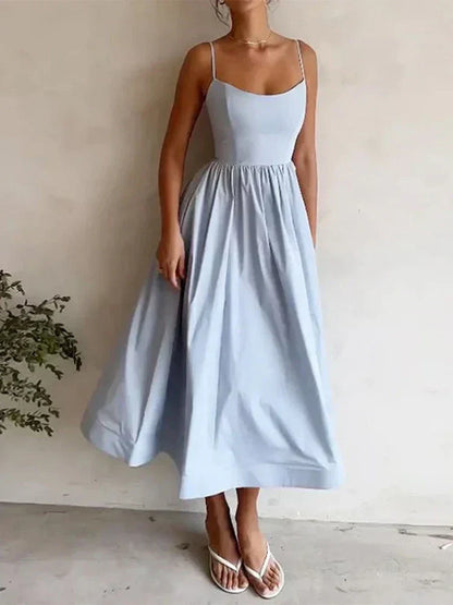 Lourdes | Robe d’Été à Encolure Féminine