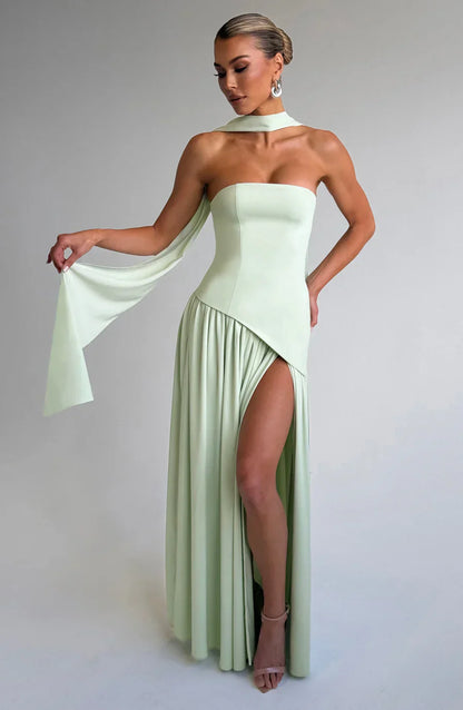 Paige | Robe Fendue Glamour Pour Grandes Occasions